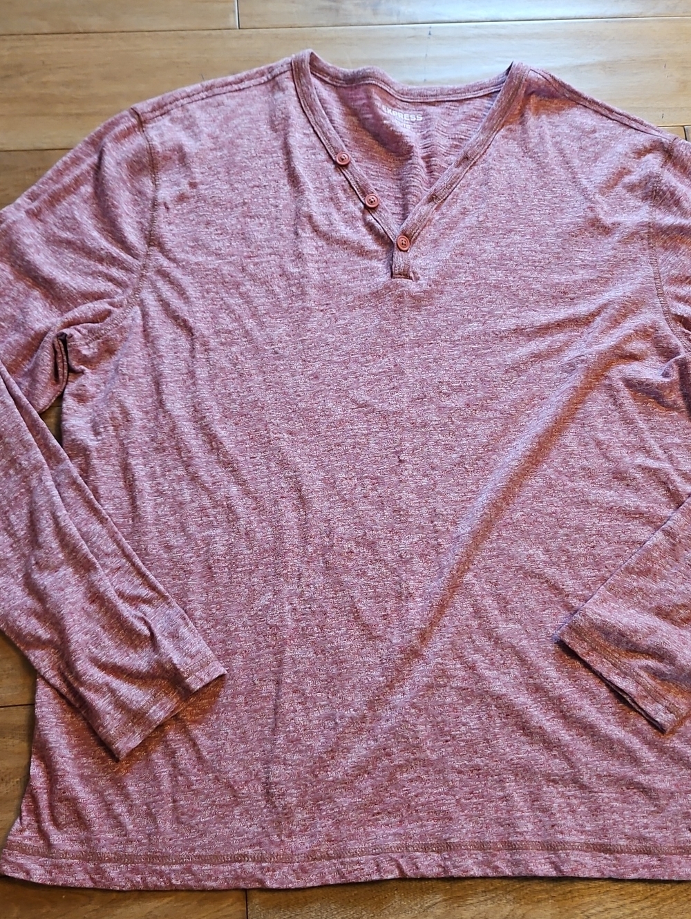 Express Long-Sleeve Henley in Heathered Mauve
